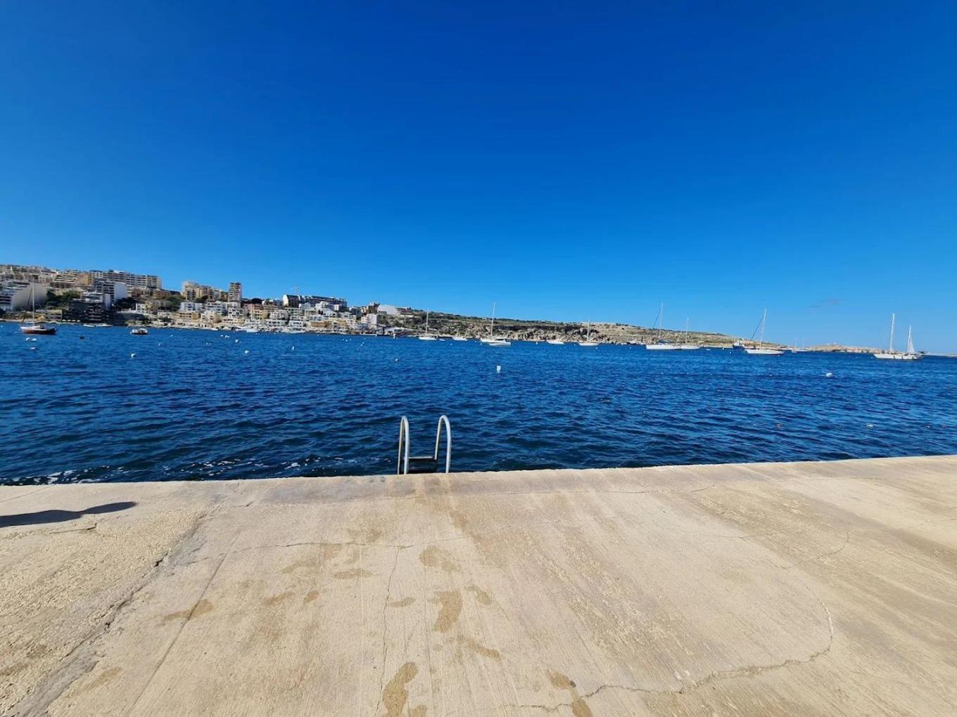 Sea View Apartment In St Paul'S Bay Bahía de San Pablo Exterior foto